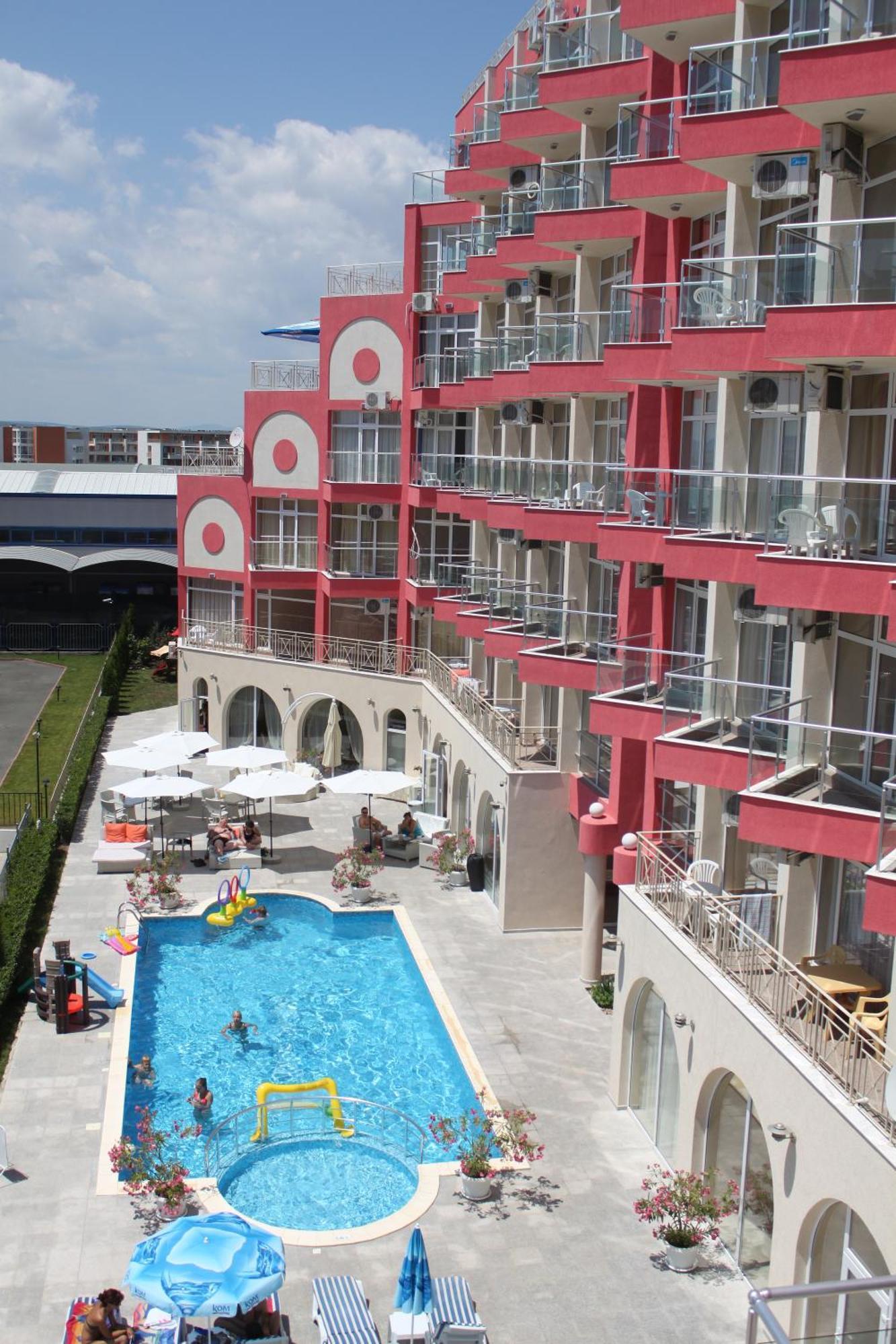 Rose Garden Omax Apartments Солнечный берег Экстерьер фото