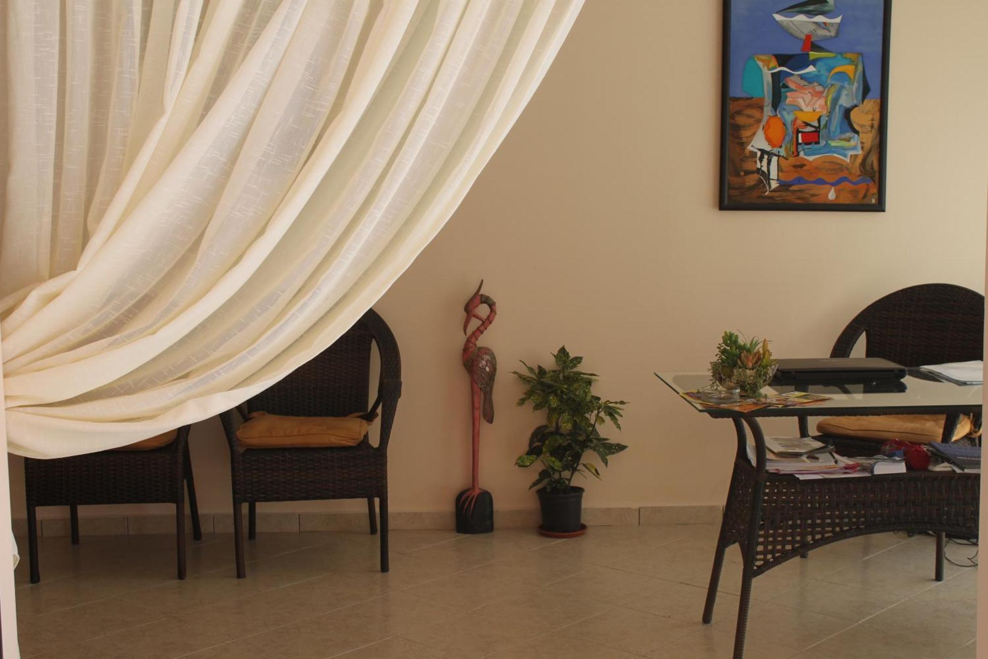 Rose Garden Omax Apartments Солнечный берег Экстерьер фото