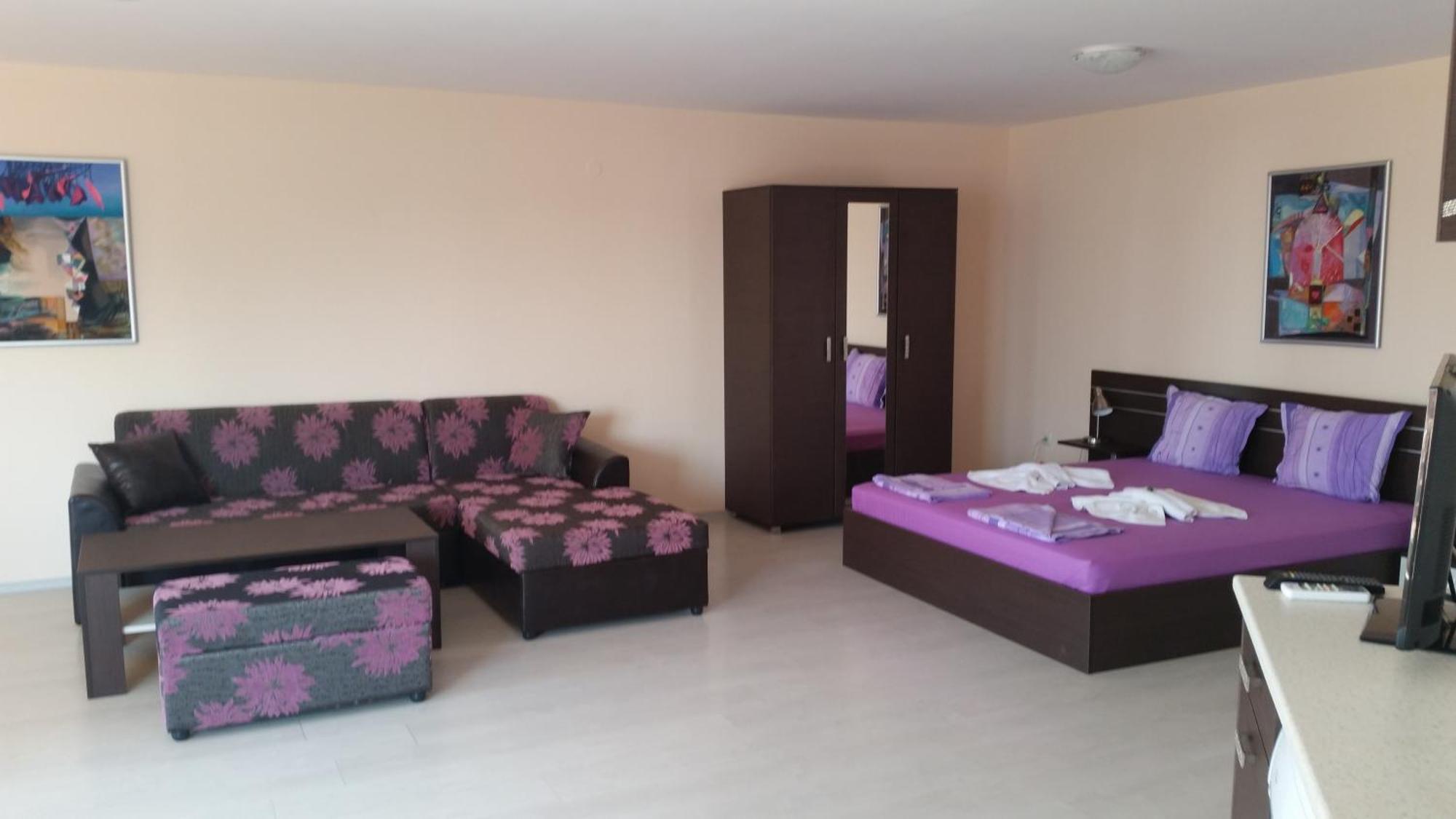 Rose Garden Omax Apartments Солнечный берег Номер фото
