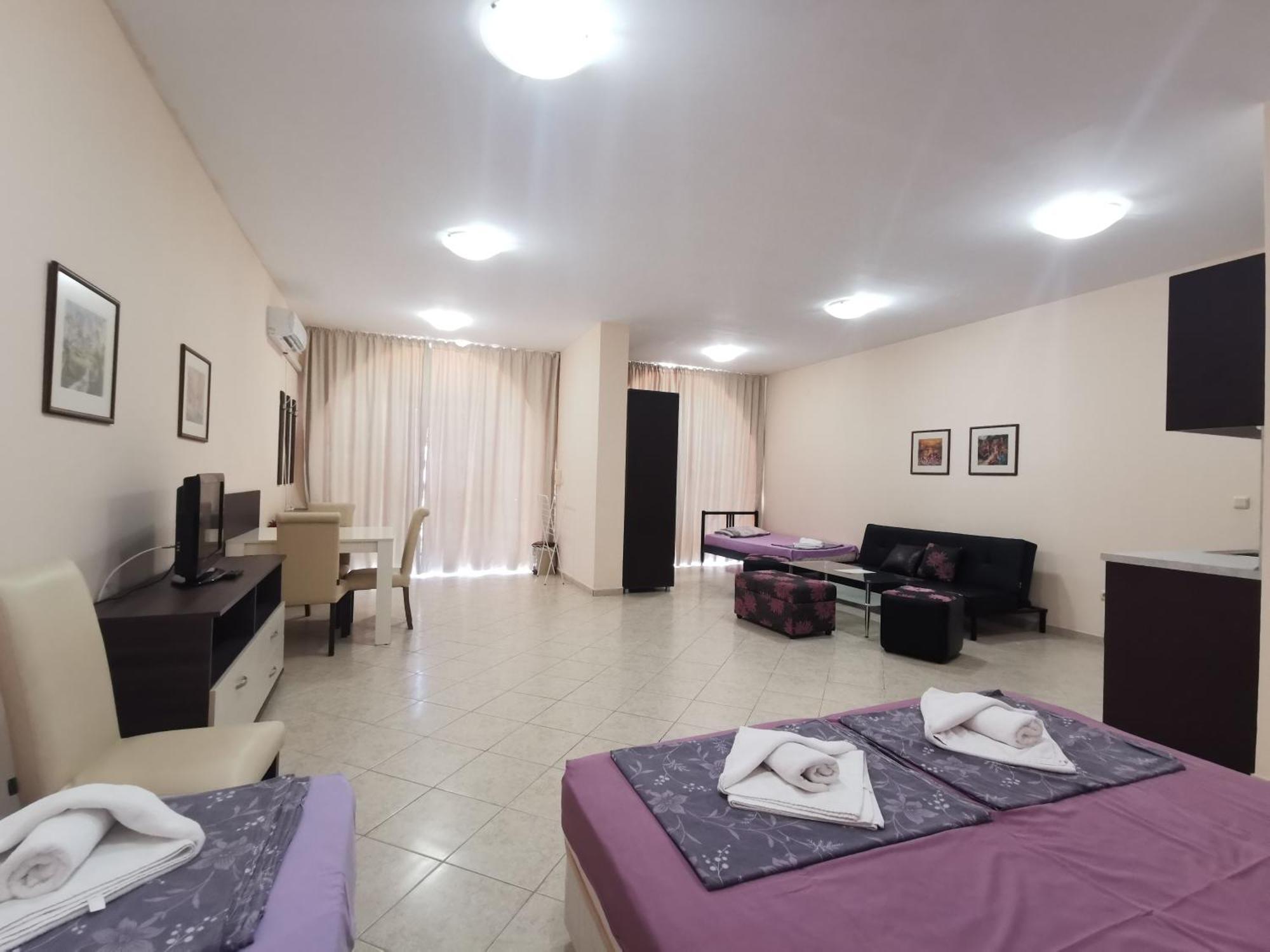 Rose Garden Omax Apartments Солнечный берег Номер фото