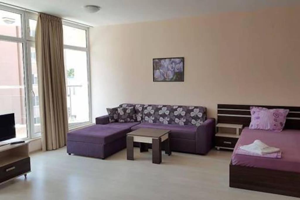 Rose Garden Omax Apartments Солнечный берег Экстерьер фото